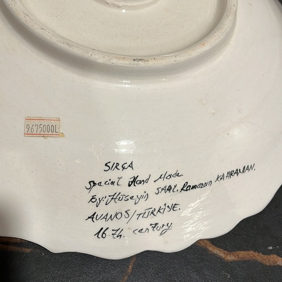 Vintage Hand Painted Wall Plate, Hand Made in Turkey - Picture 5 of 6